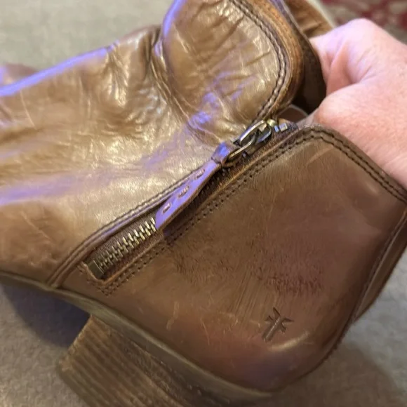 Frye Women’s Brown Leather Side Zip Ankle Boots Size 8.5 (TD) - Picture 9 of 11